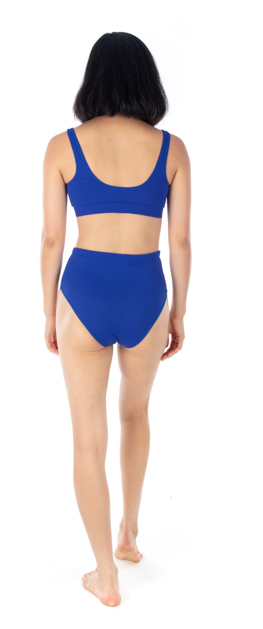 Use textured swimwear fabric with the Claudia bikini pattern to elevate your swimwear look