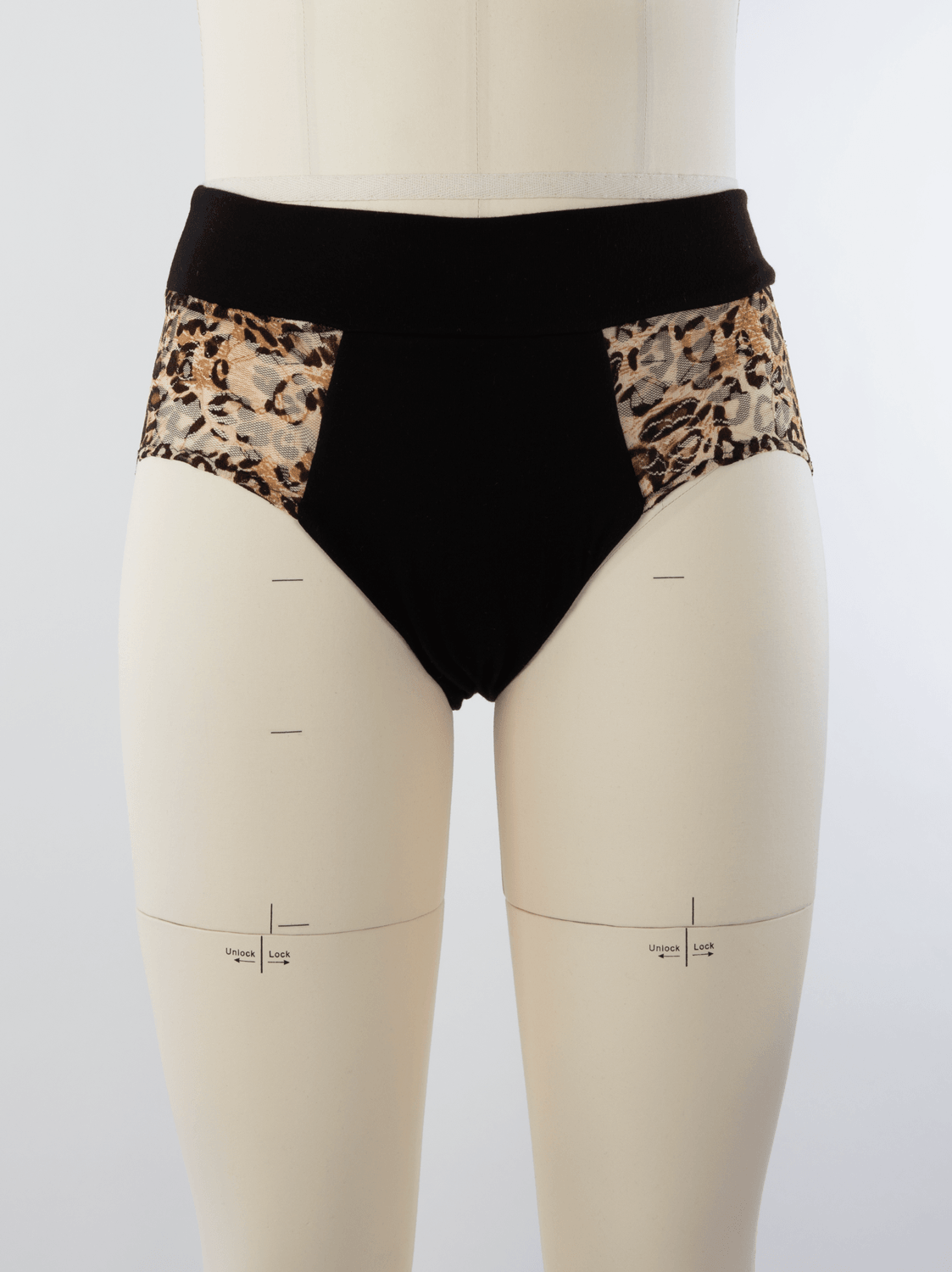 4344 // SARAH Period underwear and reusable pads - Jalie